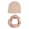 Beige nistret hue og halsvarmer