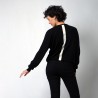 Sort silke/cashmere bluse med hvid stribe bagpå